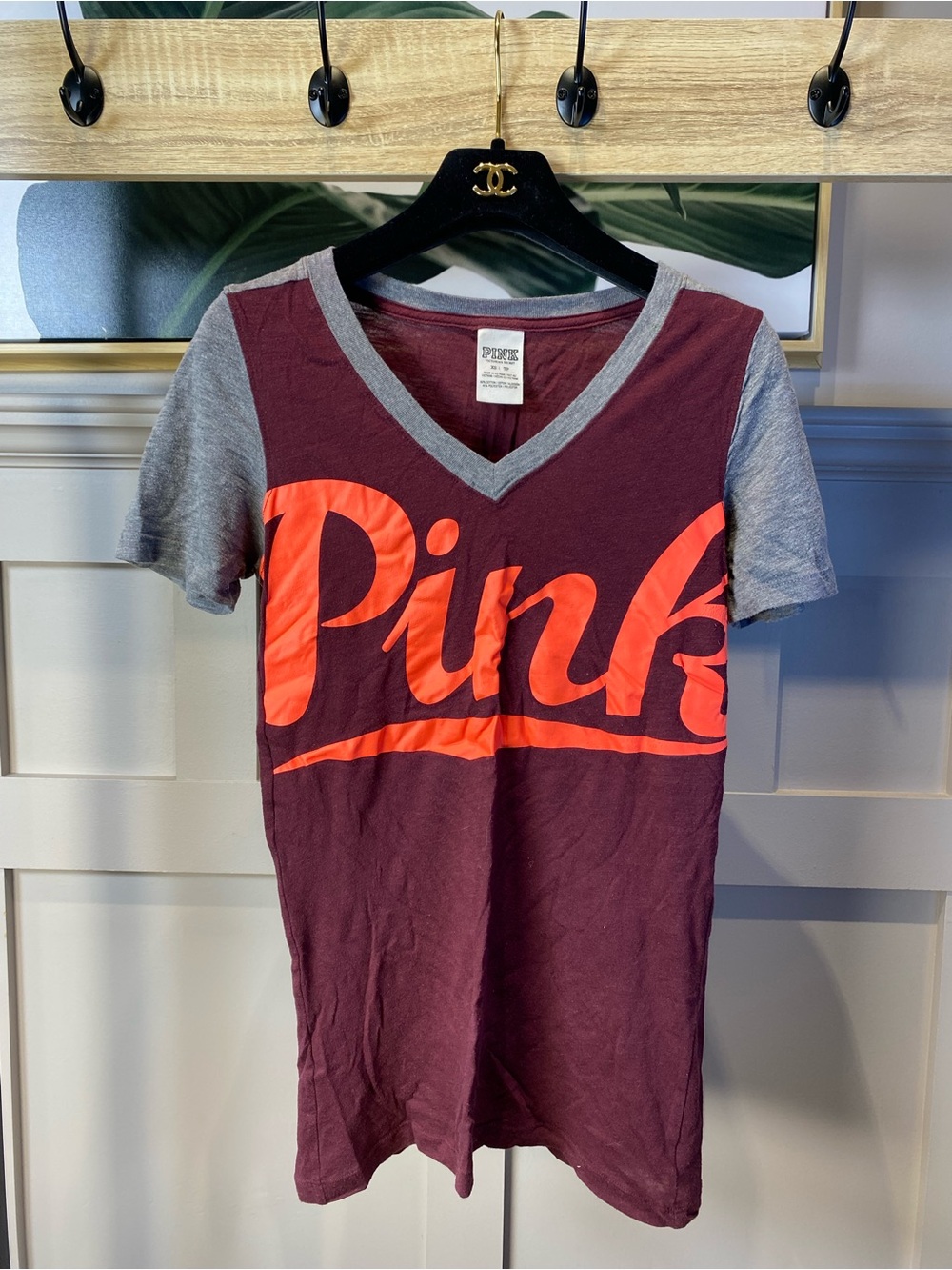 PINK Victoria's Secret Girls' Maroon V-Neck T-Shirt with Gray Sleeves XS